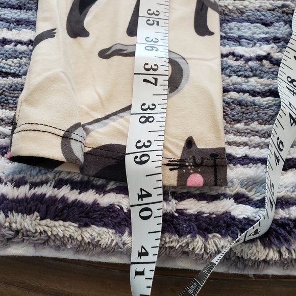 Cuddly With Cats Leggings - Picture 4 of 8